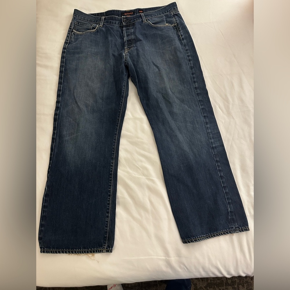 Ed Hardy denim jeans with a logo painted vintage wide leg boot cut 40x32
Fair